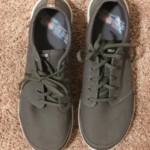 Men’s Teva Sneakers - size 13 - never worn!